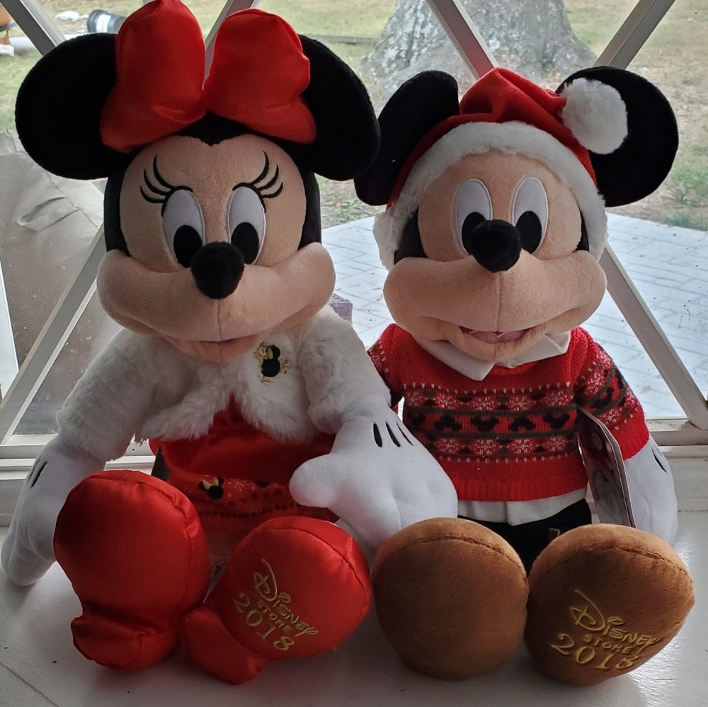 Disney Store Mickey & Minnie Christmas Plush 2018